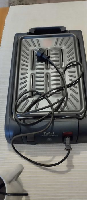 Grelhador elétrico marca Tefal