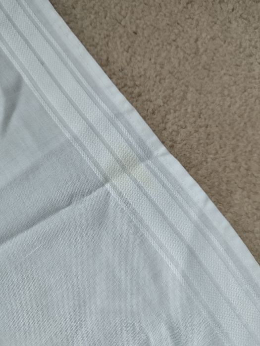 Obrus haftowany wiosenny 77 x 77