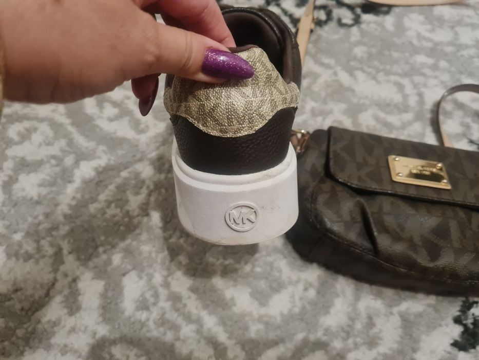 Komplet sneakersy. Torebka Michael Kors