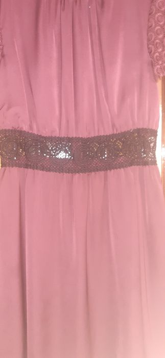 Vestido mango cor grena