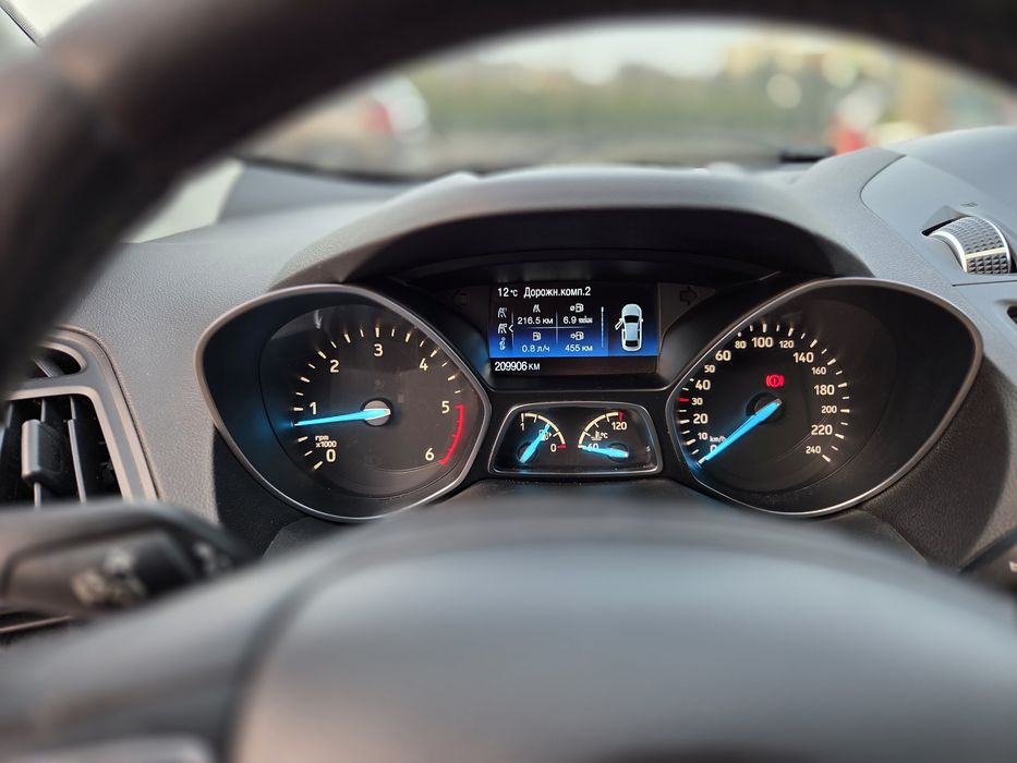 Ford Kuga new  2.0d MT 2 WD 150 к.с Business