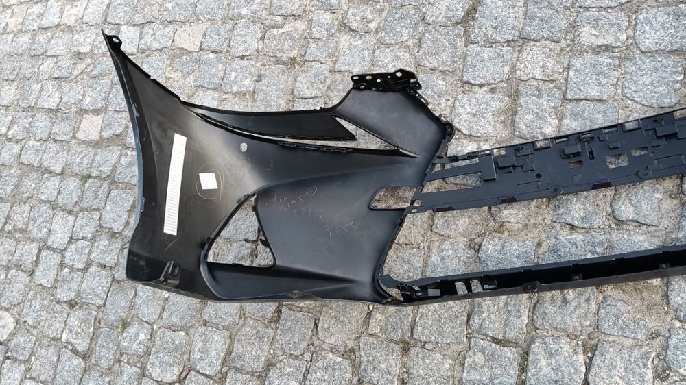 Parachoques Lexus is para choques 2018