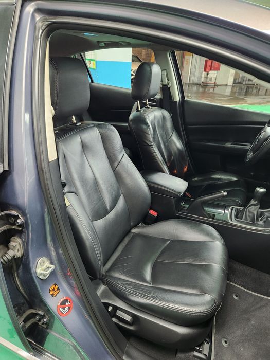 Mazda 6 motor 2.0 140cv nacional com 200.000 km impecável ful extras