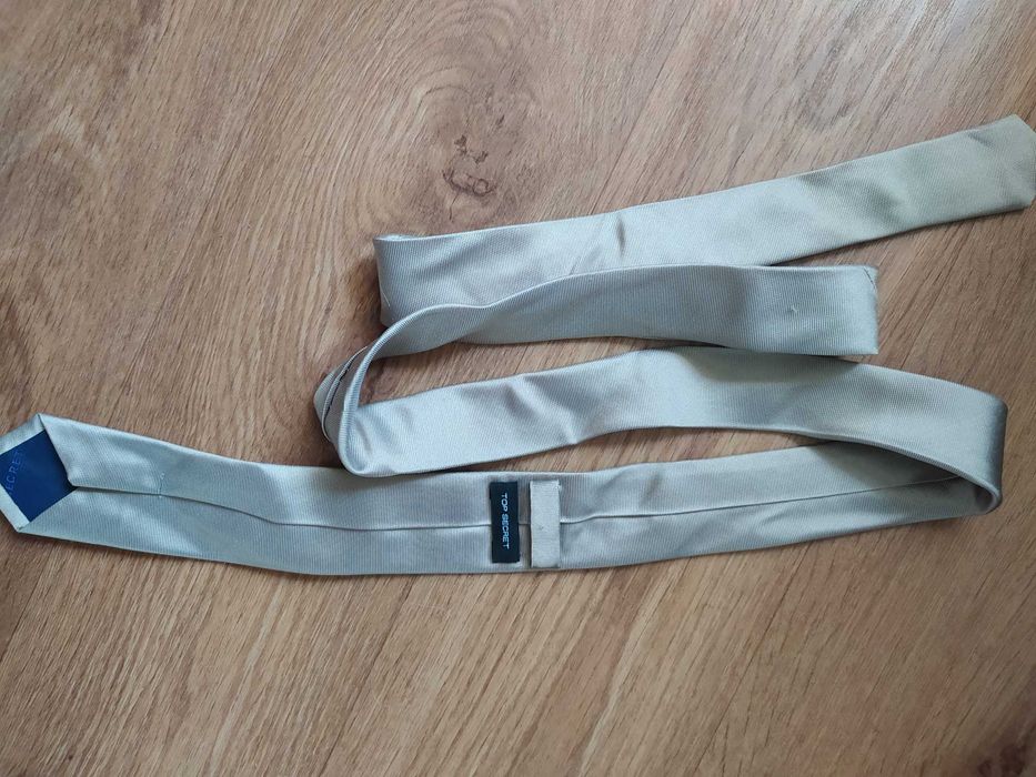 Продам импортные галстуки.