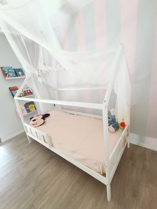 Cama de madeira criança