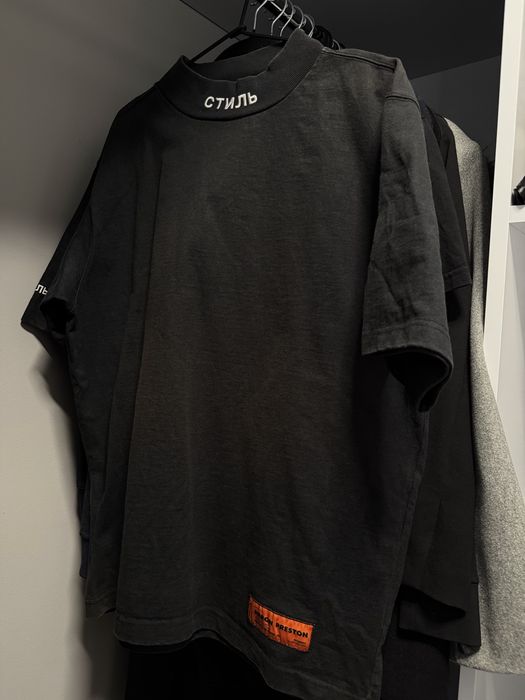 Черная футболка СТИЛЬ Heron Preston