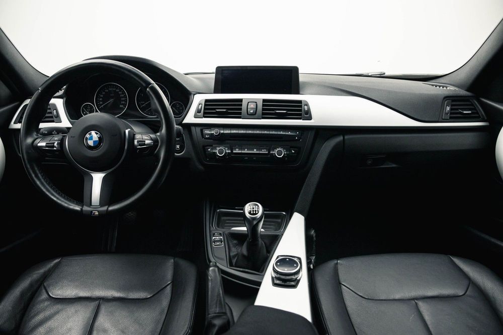 BMW 318 d Pack M