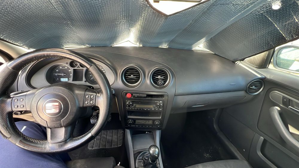 Seat Ibiza 1.4 Gasolina – Económico