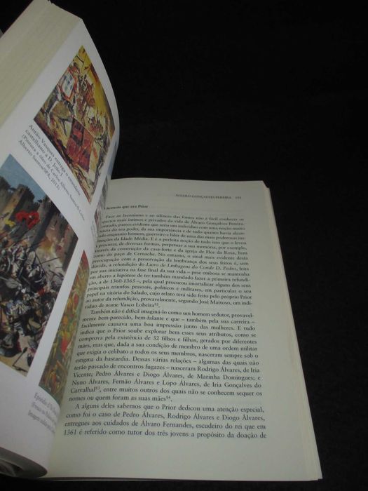 Livro Guerreiros Medievais Portugueses Miguel Gomes Martins