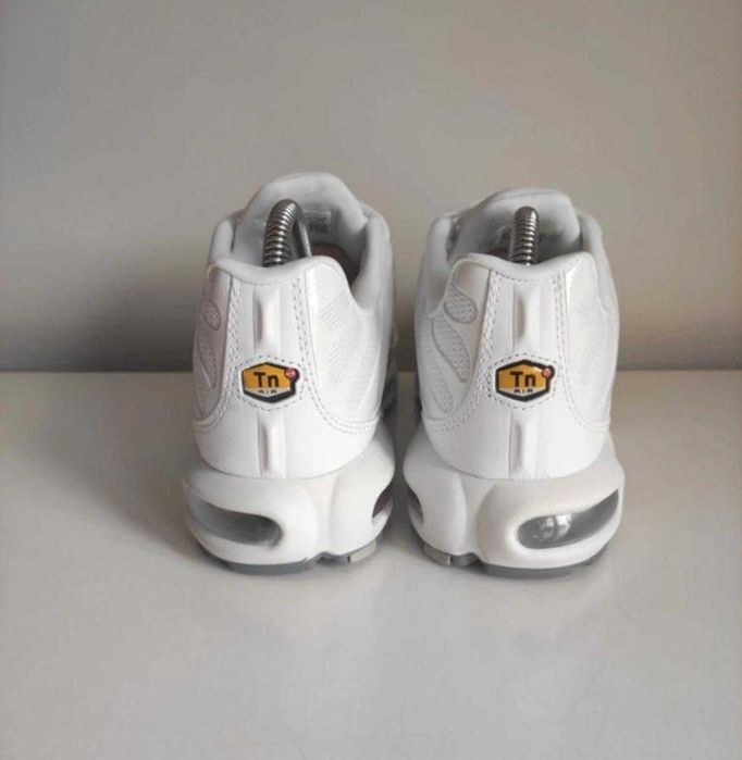 NIKE AIR MAX PLUS white men sneakers new 36-46