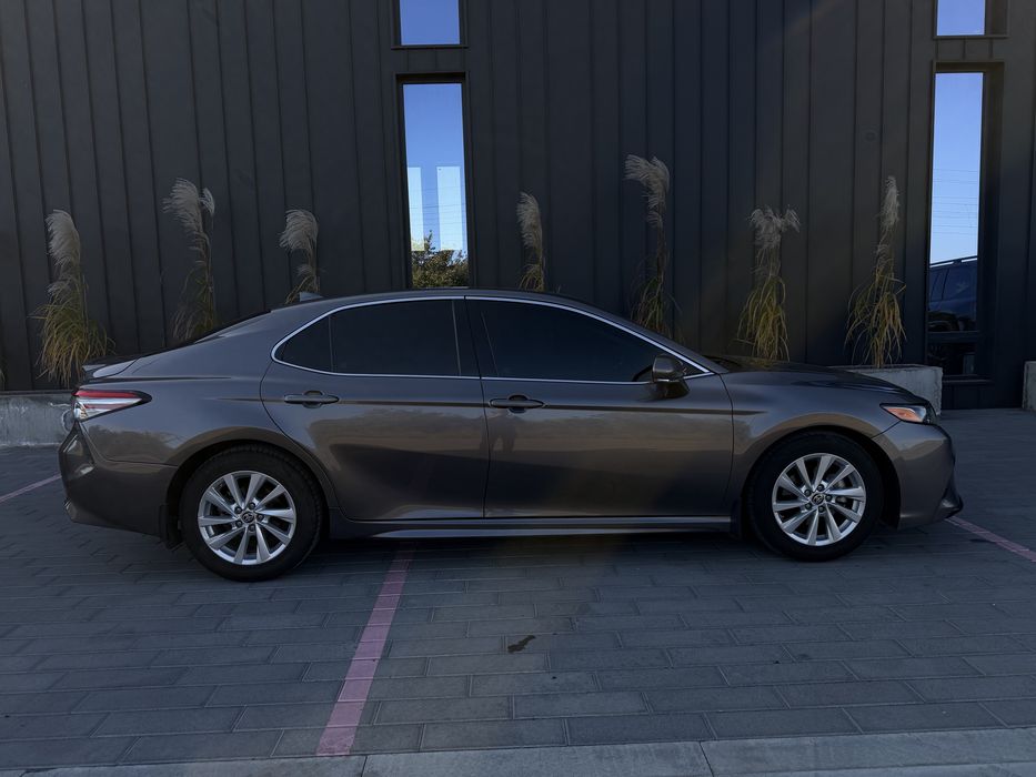 Tayota camry 2019