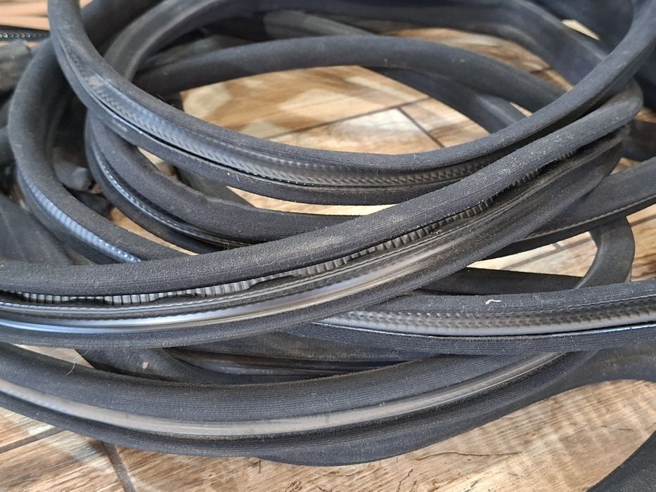 Уплотнители дверей Купе, седан, универсал Мерседес 124