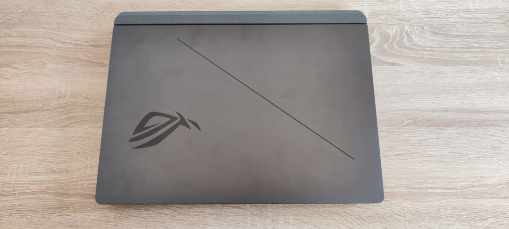 Asus ROG Strix G16 RTX 5080 Ultra core 9