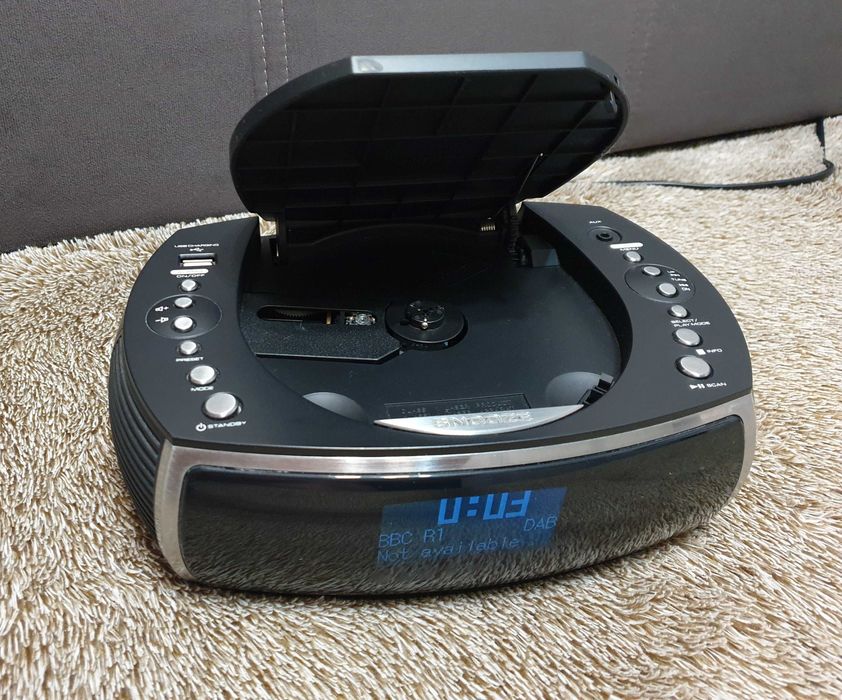 Радіоприймач Lava CD20\ DAB\ Clock \Radio з CD-плеєром \З Англії