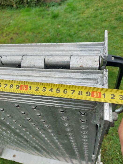 Rampa Załadowcza do busa Nr25   240x90X124