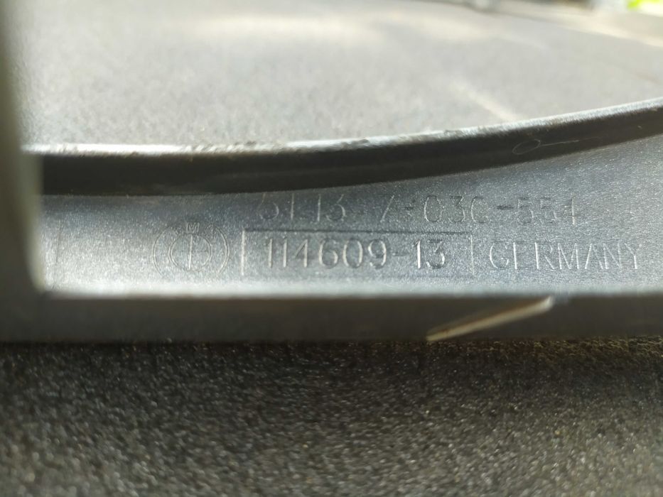 Накладка, молдинг під Фару  BMW E46