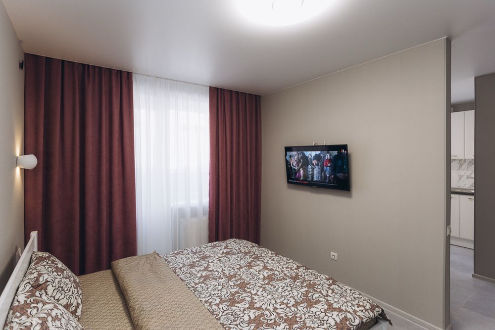 Квартира  подобово/погодинно новобудова ТРЦ Лавина