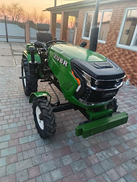 Продам мототрактор зубир