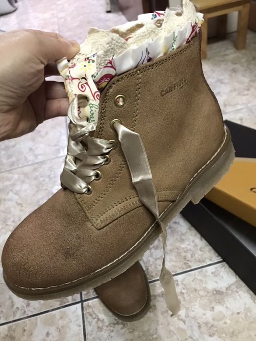 Vendo botas novas tamanho 38