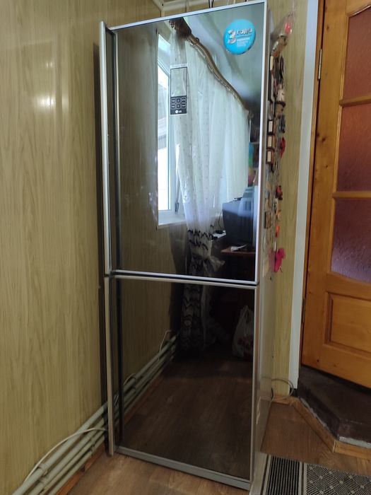 Холодильник     LG
