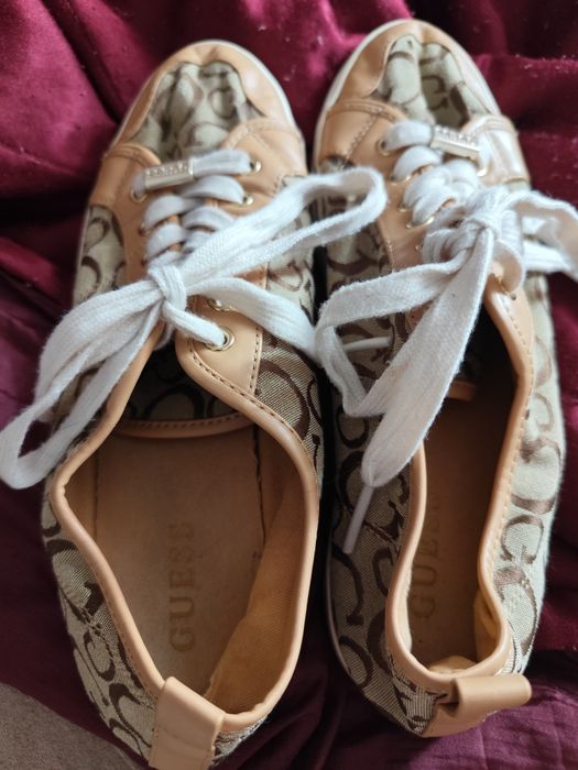 Buty trampki 38/39 Guess
