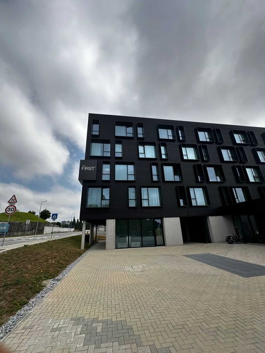 Arrenda-se quarto no Edifício “The First” ao lado da Universidade do Minho, em Azurém, Guimarães.