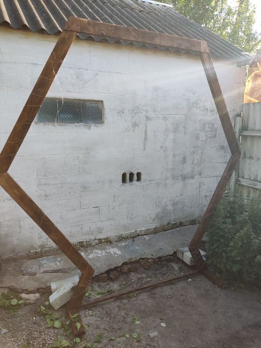 Фотозона. Арка для фотозони. Весільна арка дерев'яна