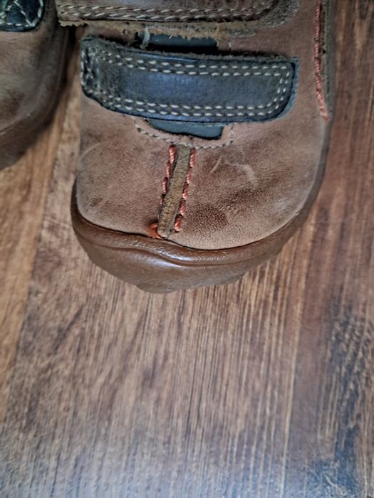 Clarks buciki na rzepy skóra roz 20,5