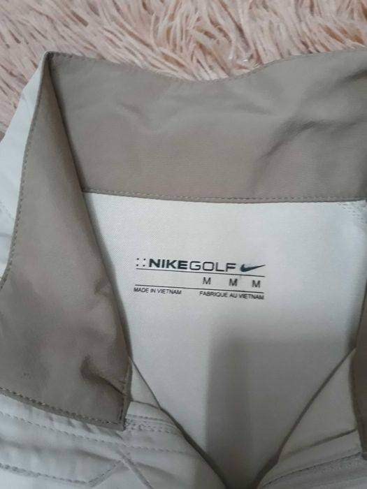 Męski bezrękawnik, cienki ,beżowy Nike ,rozmiar M.