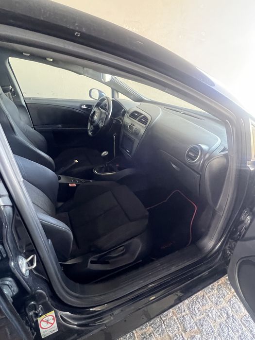 SEAT Leon ST — fotografia 7