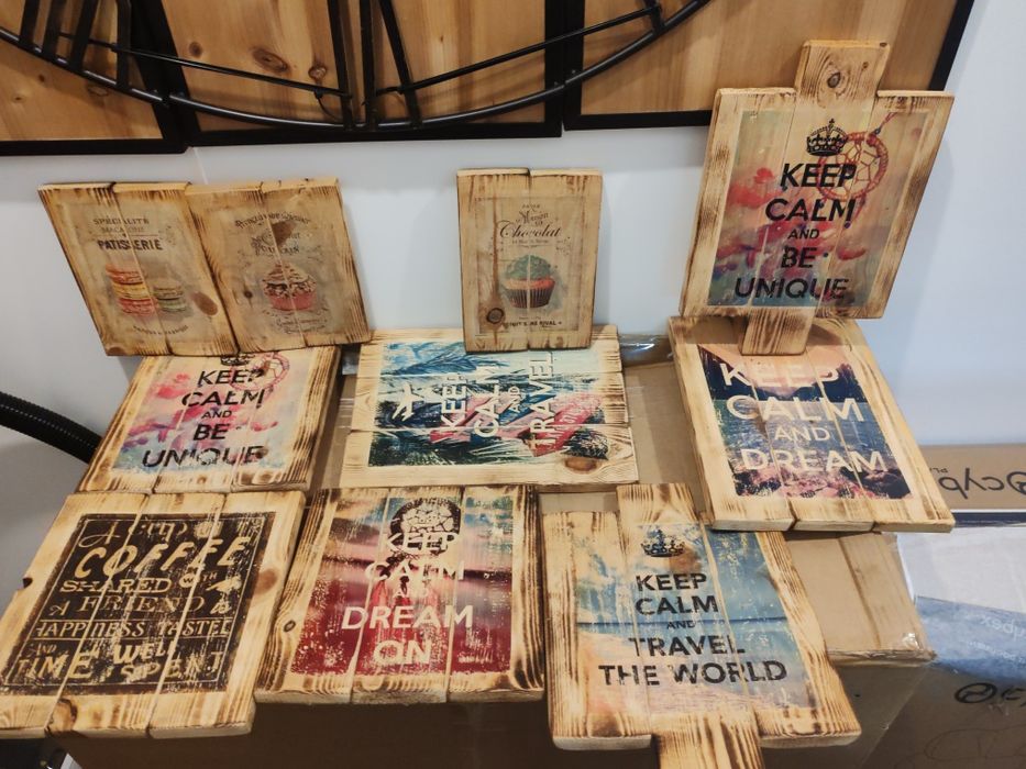 Quadros retro em bom estado