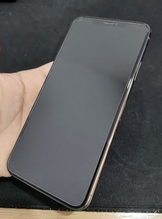 Iphone 11 Pro Max ouro