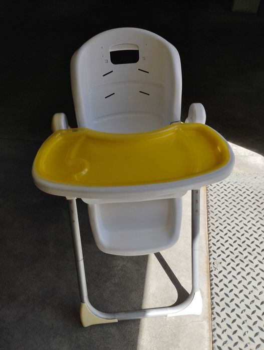 Cadeira com mesa para refeições de bebé Zippy