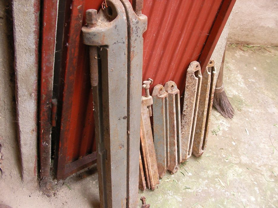 Poli,polia, flange. Bases para motor.