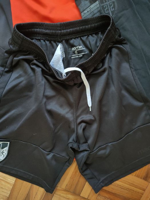 Vitória Sport club 160/170 cm.