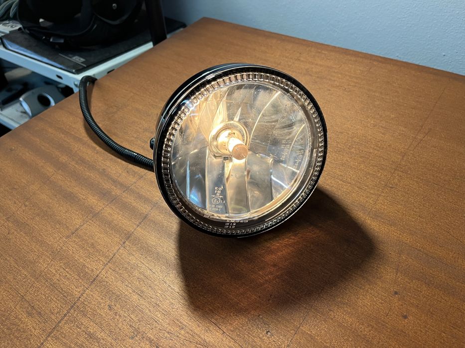 Farol HALO - Café racer, Bobber, Chopper 146mm ø - Novo