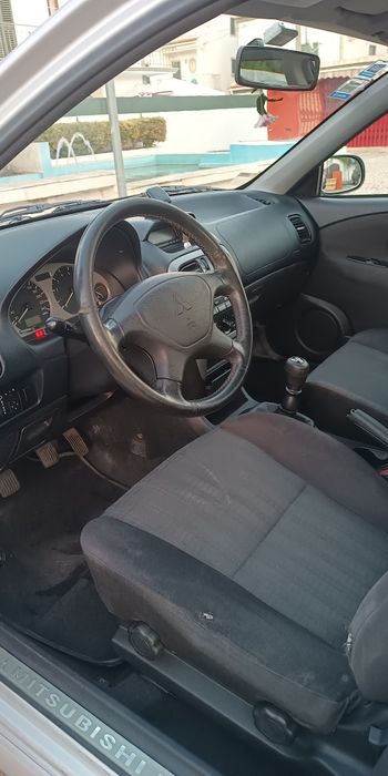 Mitsubishi Carisma 1.3 Gasolina • 2003 • 223.000 km