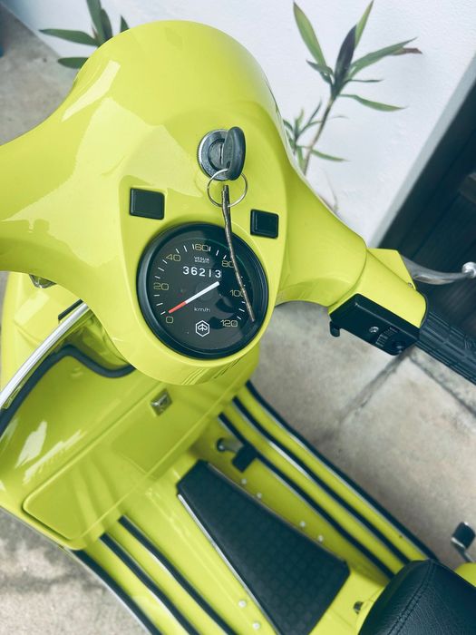 Vespa 125 P125X toda original