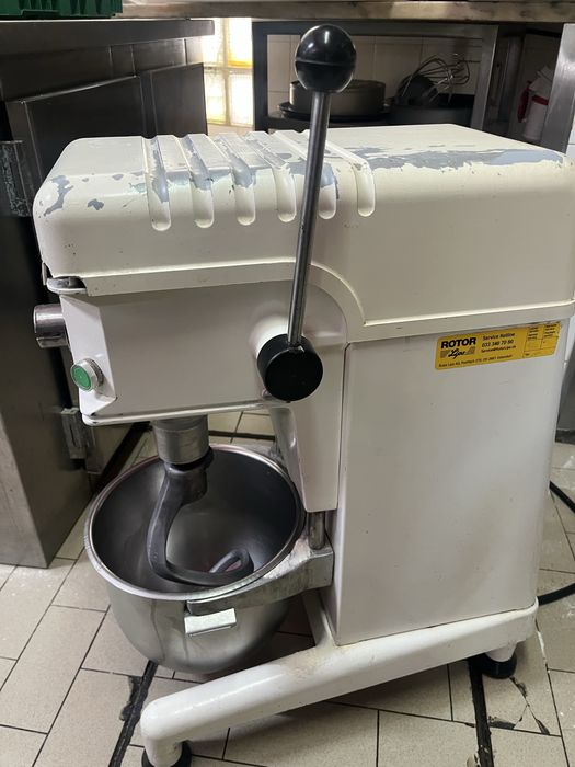 Batedeira Planetária Industrial Suíça Rotor Varimixer 10L+ Kit de Acessórios