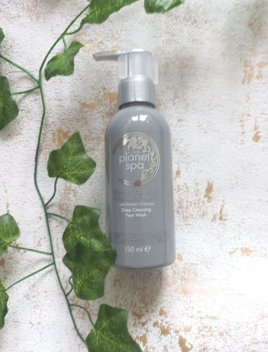 Płyn oczyszczający do twarzy do demakijażu Avon Planet SPA