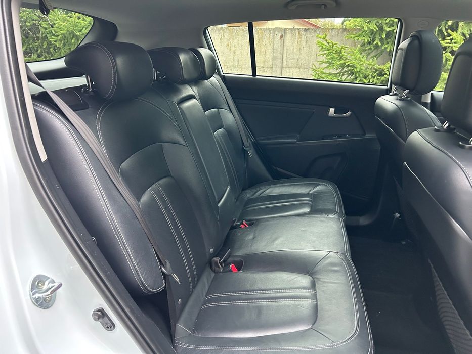Kia Sportage bezwypadkowy 4x4 klimatronic panorama