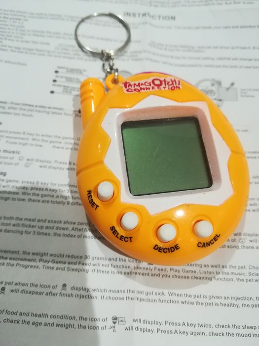 Tamagotchi novo laranja