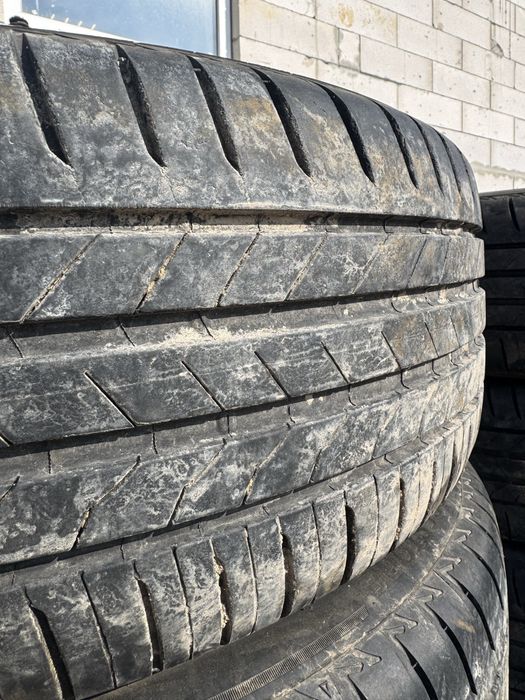 Шина Резина Покришка Bridgestone Alenza 001 235/50R20