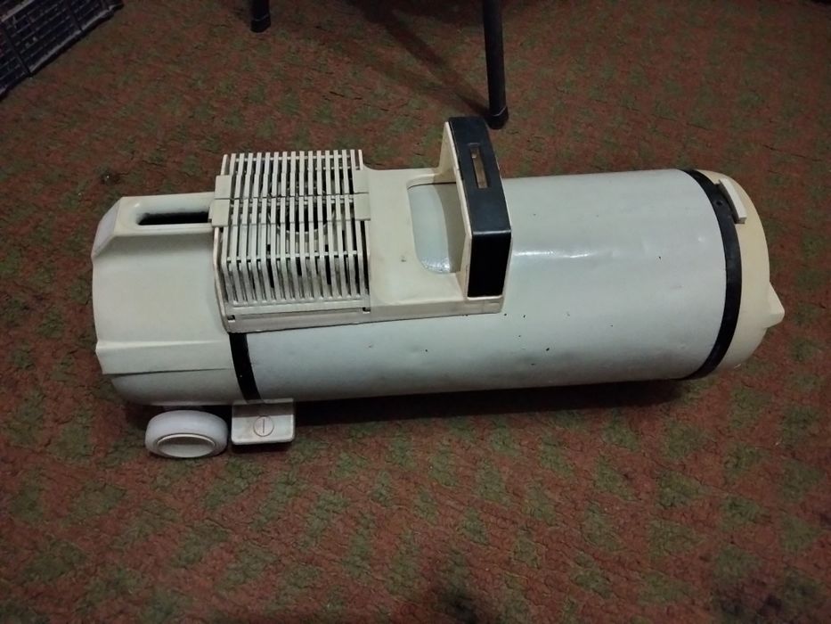 Пылесос ракета 9в