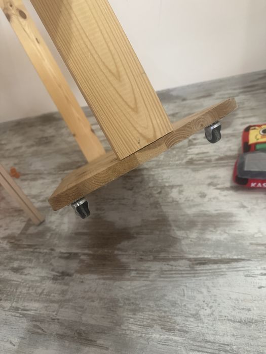 Wieszak nau ubrania handmade dziecięcy