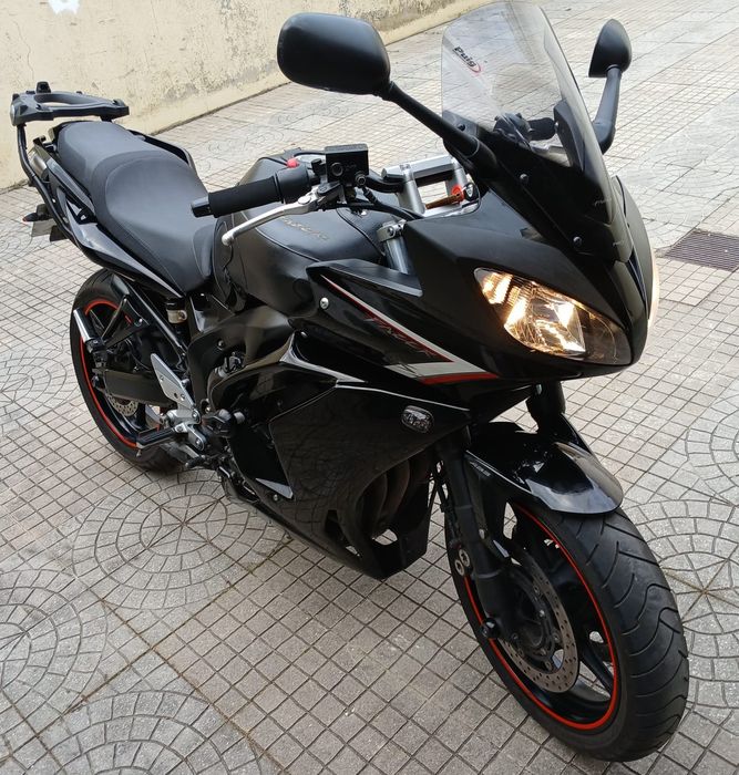 Yamaha FZ6 S2 Black Edition ABS + material
