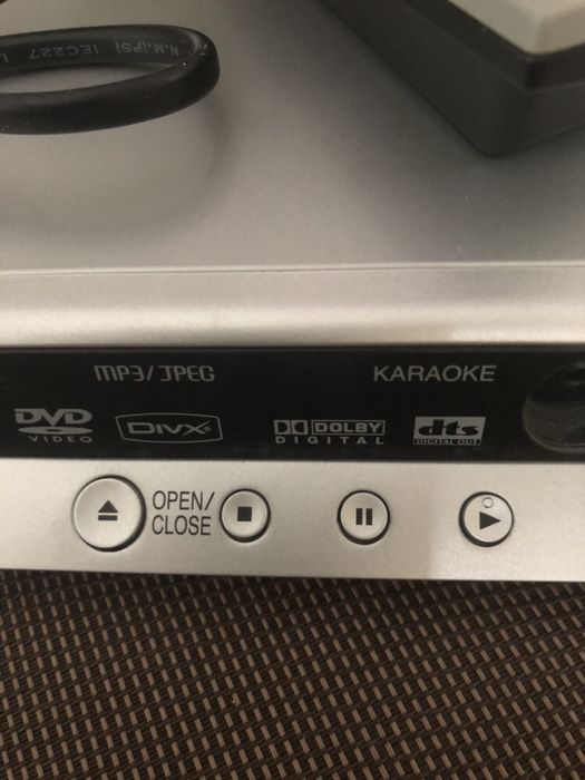 ДВД плеер, караоке,микрофон