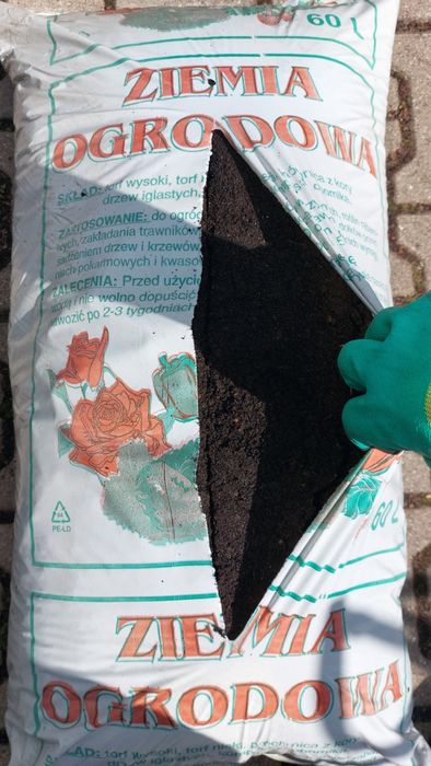Kora sosnowa  Ziemia Kompost Torf Nawóz naturalny