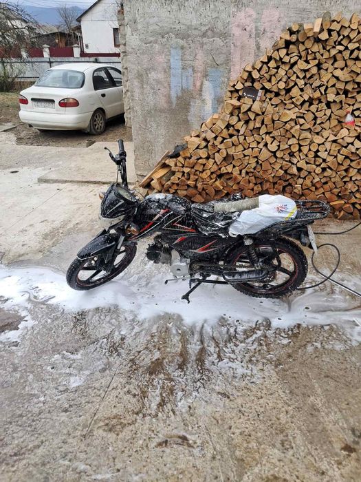 В продажі моторка Hunter Cobra 125сс хороший стан мотоцикл находу
