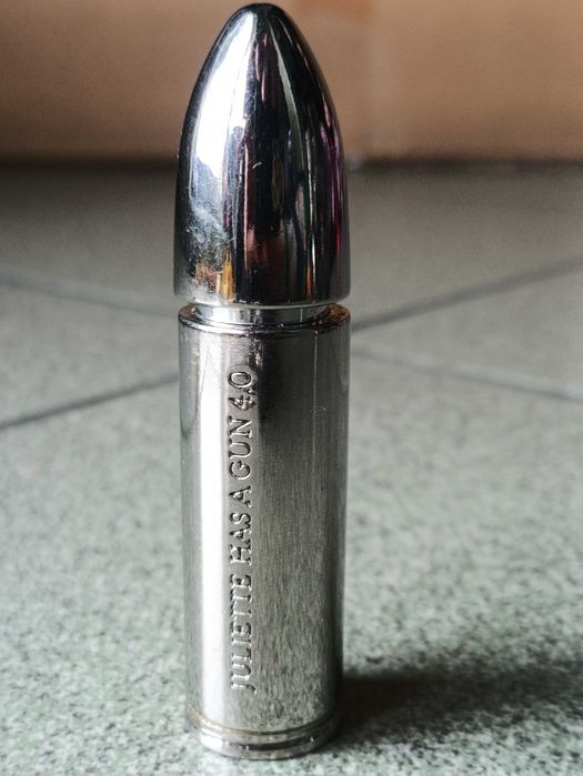 атомайзер Juliette Has A Gun Universal Bullet Purse Spray